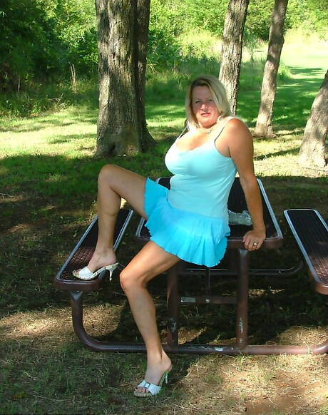 TAC Amateurs photo collection featuring Adonna in toying cunt scene